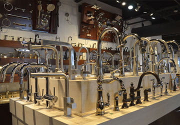 Interior image of the Green Art Supply Freeport Kitchen & bath Showroom